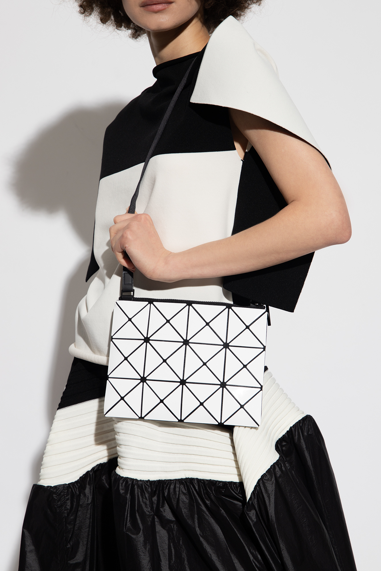 Bao bao issey on sale miyake lucent crossbody bag